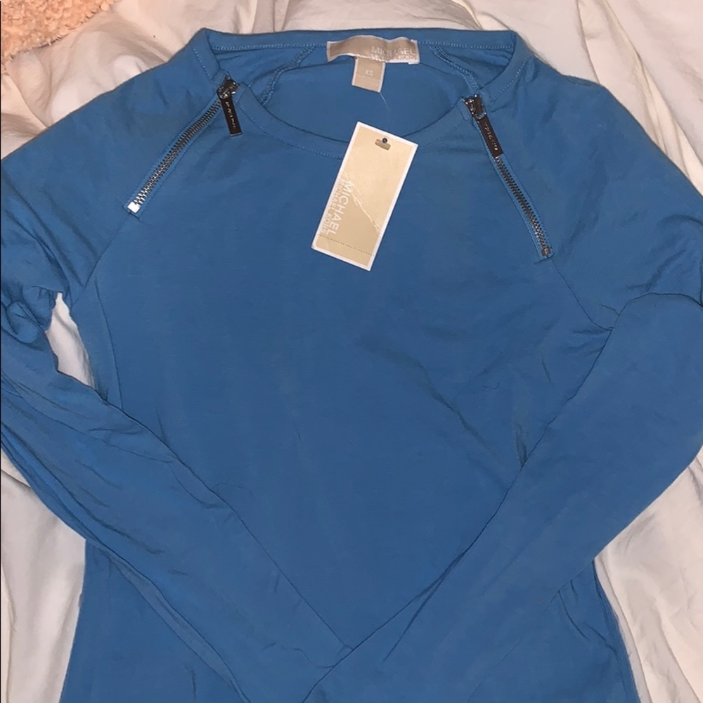 Baby blue longsleeve with zipper accents